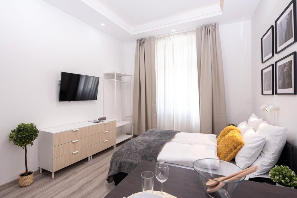 Charming Studio At Downtown Budapest Kültér fotó